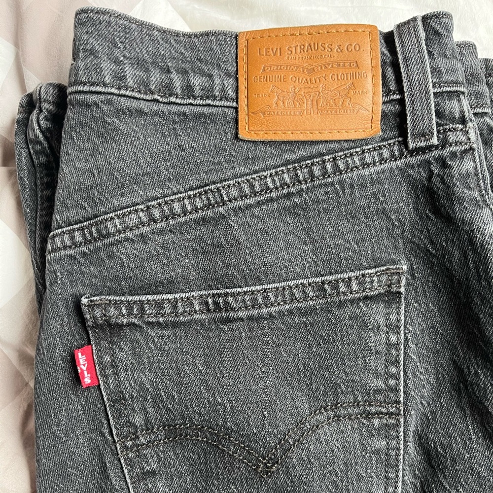 Levi's Womens Wide Leg Flare Jeans in Washed Black Denim